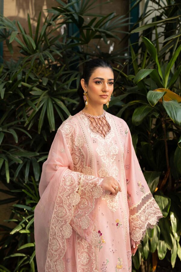 Naina - Image 6